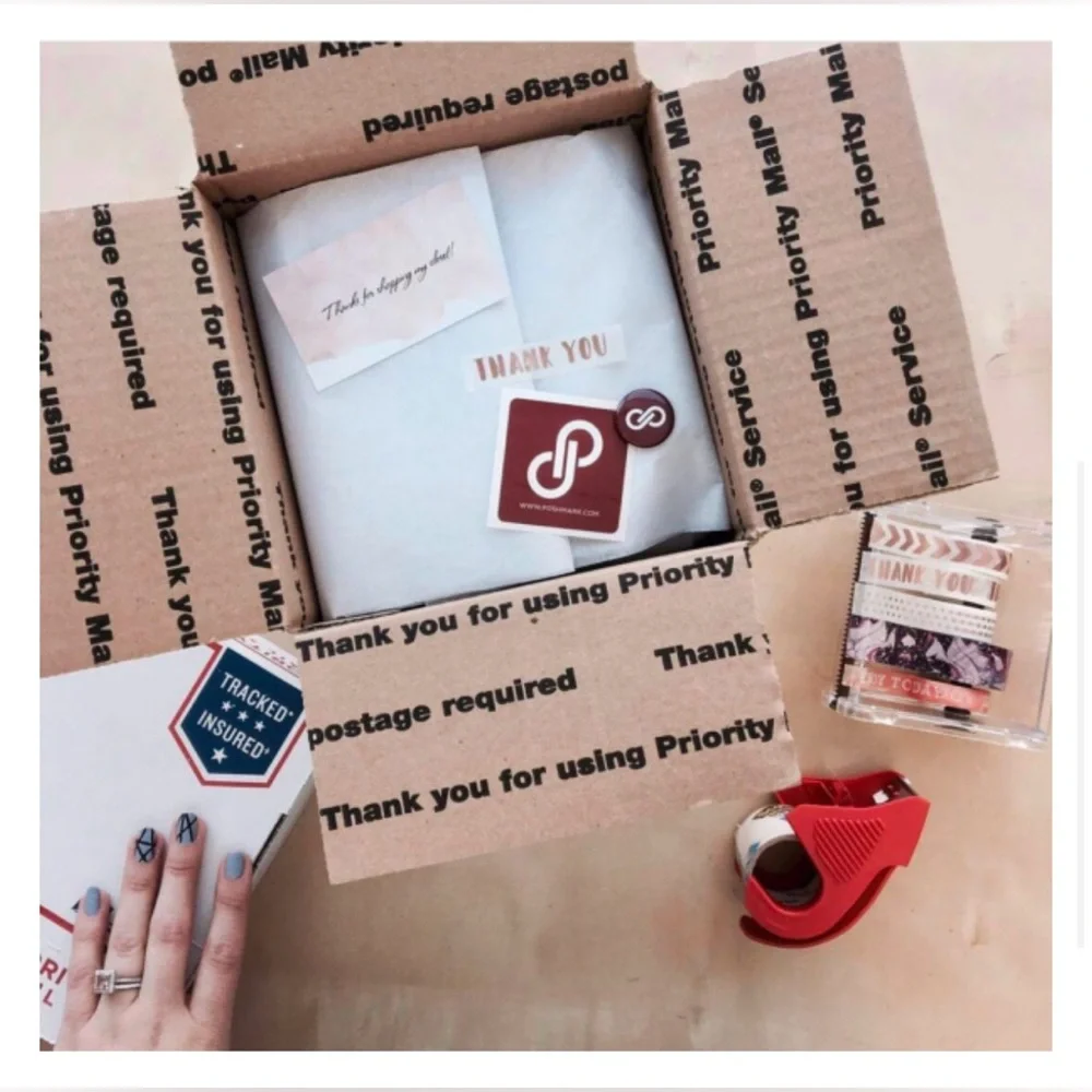 Poshmark USPS Ground Advantage ✅